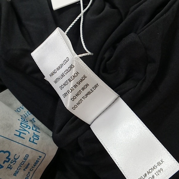 NEW Andie Bathing Suit Sz 2XL XXL Black Swimwear Santorini Piece Swim - Picture 5 of 6